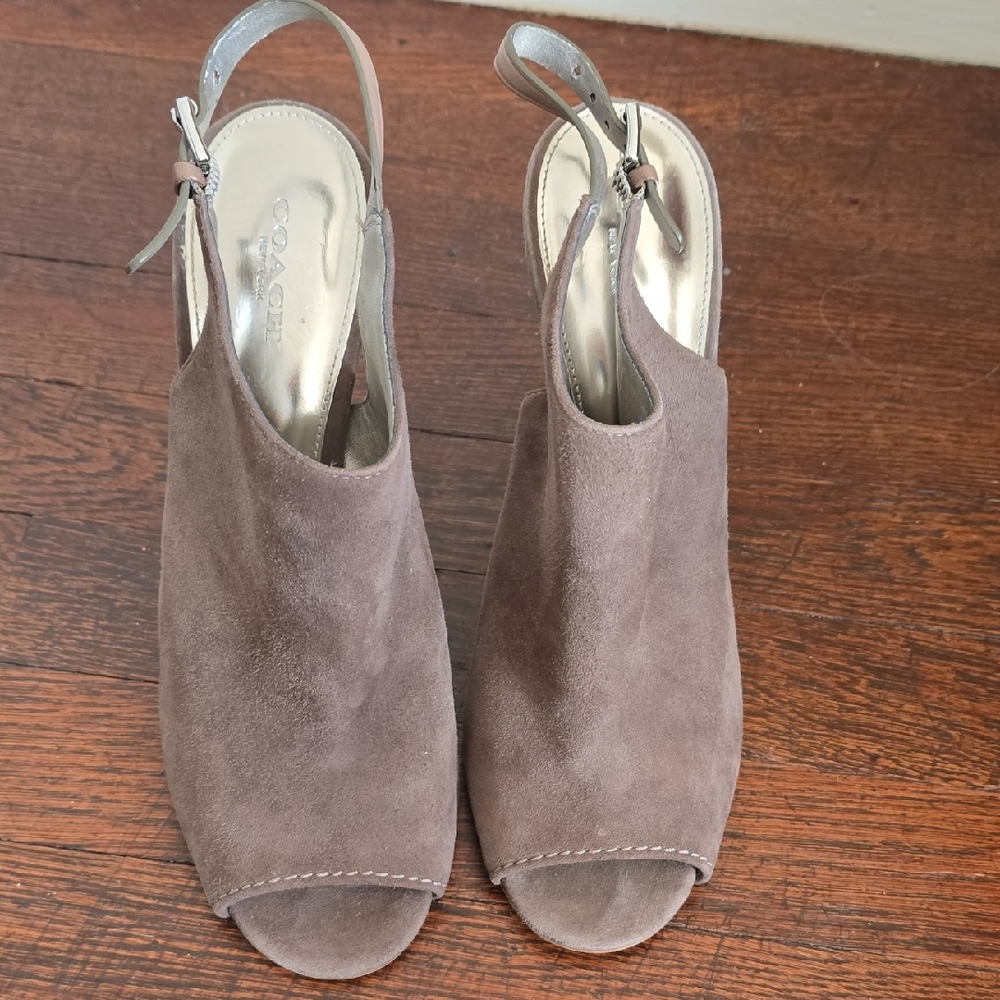 Coach Taupe Suede 4 Inch Heels Slingback Womens 8.5 Party Wedding Nightout